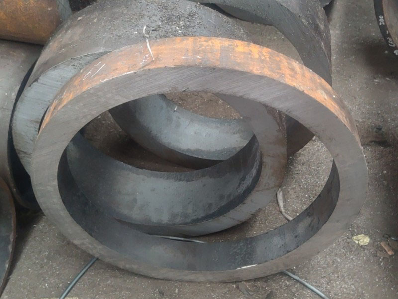 鹤岗35CrMo无缝钢管切割加工